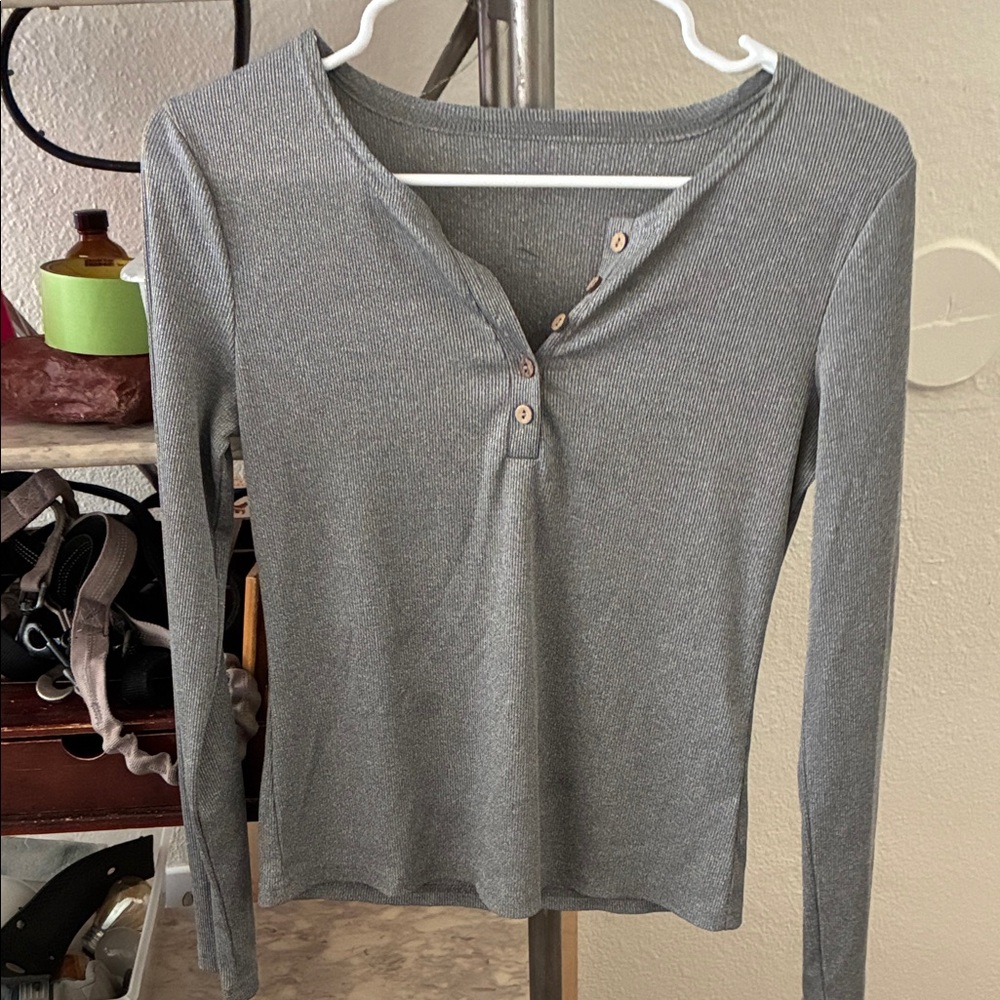 SHEIN Gray Ribbed Long-Sleeve Henley Top